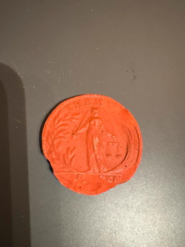 Oude lakzegel, afdruk, antiek,documenten, godin, geloof, Antiek en Kunst, Antiek | Religie, Verzenden