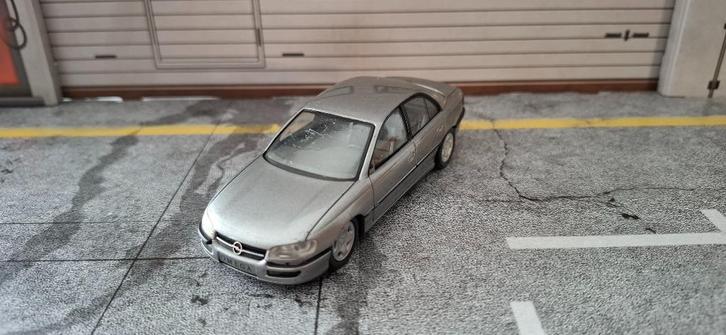 1.43 opel omega, Hobby en Vrije tijd, Modelauto's | 1:43, Zo goed als nieuw, Auto, Schuco, Ophalen of Verzenden