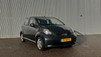 Toyota Aygo 1.0 12V Vvt-i 5 Deurs | Nieuwe APK | Airco, Auto's, Voorwielaandrijving, Zwart, 4 stoelen, 68 pk