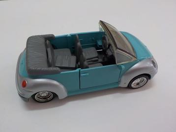 VW Volkswagen New Beetle cabriolet van Tins Toys beschikbaar voor biedingen