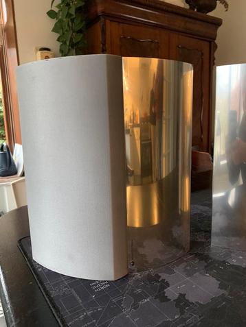 Beolab 4000 incl. muurbeugels plus netsnoeren beschikbaar voor biedingen
