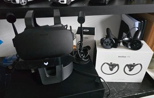 Oculus Rift VR Bril met toebehoren Te Koop, Spelcomputers en Games, Virtual Reality, Zo goed als nieuw, Pc, VR-bril, Ophalen of Verzenden