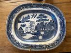 ovaal serveerschaal met het iconische Blue Willow-patroon, Antiek en Kunst, Ophalen