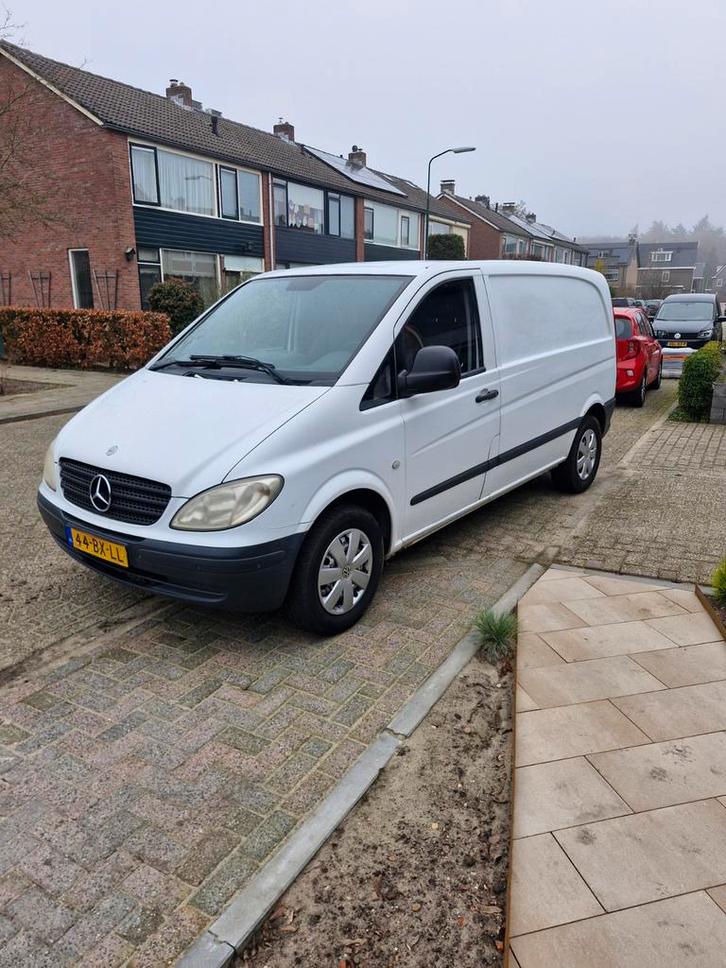 Mercedes-Benz Vito 2.1 111 CDI AUT 2006, Auto's, Bestelauto's, Particulier, Bluetooth, Centrale vergrendeling, Elektrische buitenspiegels