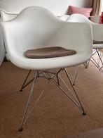 Eames eetkamerstoelen (6 stuks) lookalike, Huis en Inrichting, Stoelen, Ophalen, Gebruikt, Wit, Design