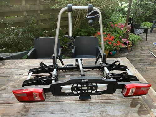 Uebler BMW X22 Pro Plus 2.0, Auto diversen, Fietsendragers, Zo goed als nieuw, Trekhaakdrager, 2 fietsen, Brede banden, Elektrische fiets