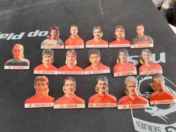 16 Pins  Rode Duivels  beschikbaar voor biedingen