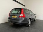 Volvo V70 2.5T Kinetic. Trekhaak Automaat! (bj 2008), Auto's, Volvo, 1573 kg, 2521 cc, 92 €/maand, Euro 4