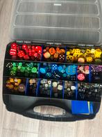 Grote Dobbelstenen Collectie met Opbergkoffers, Hobby en Vrije tijd, Een of twee spelers, Ophalen, Gebruikt