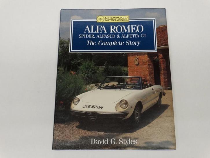 Alfa Romeo Spider Alfasud Alfetta GT prachtig boek nieuw, Boeken, Auto's | Boeken, Zo goed als nieuw, Alfa Romeo, Ophalen of Verzenden