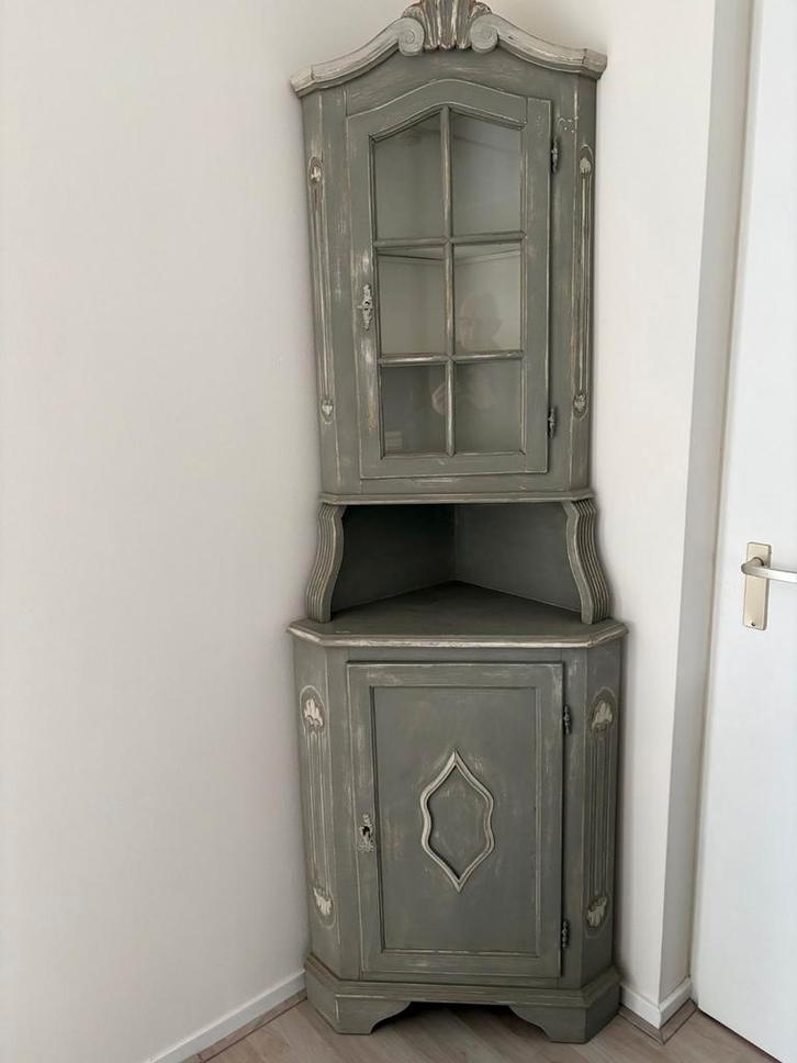 Antieke hoekkast met glazen deur, Huis en Inrichting, Kasten | Buffetkasten, Gebruikt, 150 tot 200 cm, Minder dan 50 cm, Minder dan 25 cm