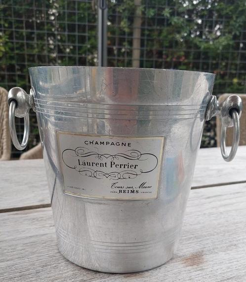 Vintage Laurent Perrier Champagne emmer koeler ijsemmer, Huis en Inrichting, Woonaccessoires | Wijnrekken, Gebruikt, Minder dan 50 cm