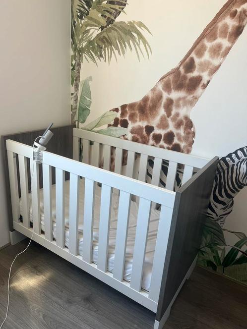 Nette complete babykamer grijs wit, Kinderen en Baby's, Kinderkamer | Complete kinderkamers, Gebruikt, Jongetje of Meisje, Ophalen