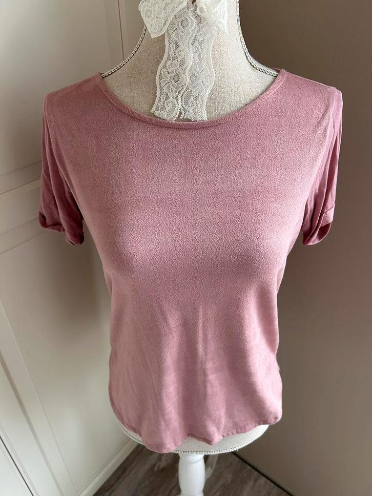 Roze suède top van Atmosphere. Maat 34. Nieuw!, Kleding | Dames, Tops, Nieuw, Maat 34 (XS) of kleiner, Roze, Korte mouw, Verzenden
