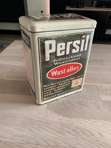 PERSIL blik beschikbaar voor biedingen
