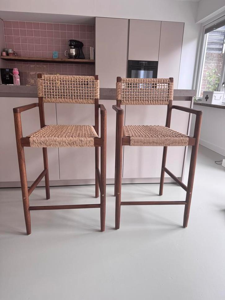 SKLUM Barkrukken Orebro Teakhout, Huis en Inrichting, Barkrukken, Zo goed als nieuw, 90 cm of meer, Hout, 2 krukken, Met voetsteun