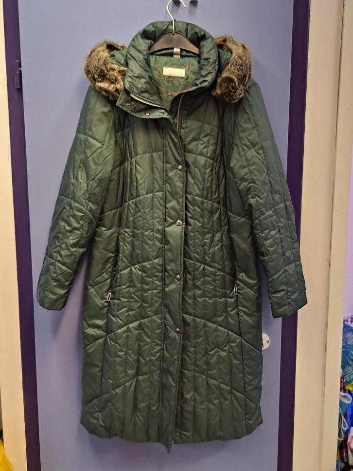 Mona lange winterjas gewatteerde coat + capuchon mt M 49638, Kleding | Dames, Jassen | Winter, Zo goed als nieuw, Maat 38/40 (M)