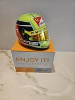 Helm schaal 1:2 - Mick Schumacher 2020 F2, Verzamelen, Automerken, Motoren en Formule 1, Ophalen of Verzenden, Zo goed als nieuw
