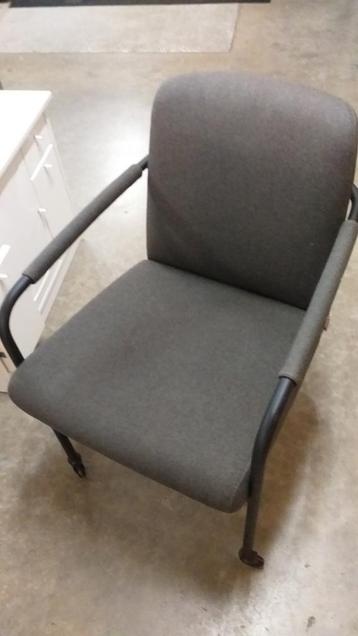 Movani stoelen ipst 4 stuks beschikbaar voor biedingen