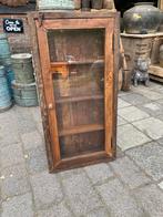 Oud Truckwood vitrine kastje, Ophalen, Met deur(en), Robuust stoer landelijk, Teakhout