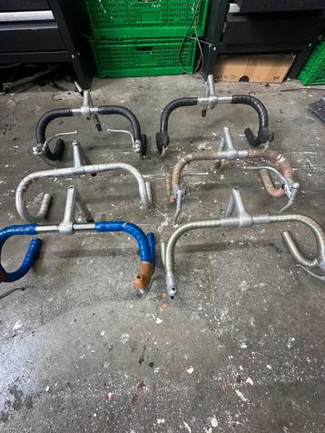 Vintage racefiets stuuren en stuurpenen Sakea Ringyo enz beschikbaar voor biedingen