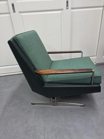 Ranka Fauteuil van Teeffelen  beschikbaar voor biedingen