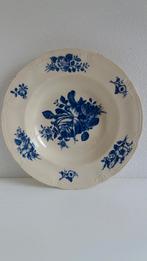 Vintage bord Boch La louvière Belgium doorsnede 23 cm, Antiek en Kunst, Antiek | Servies los, Ophalen of Verzenden