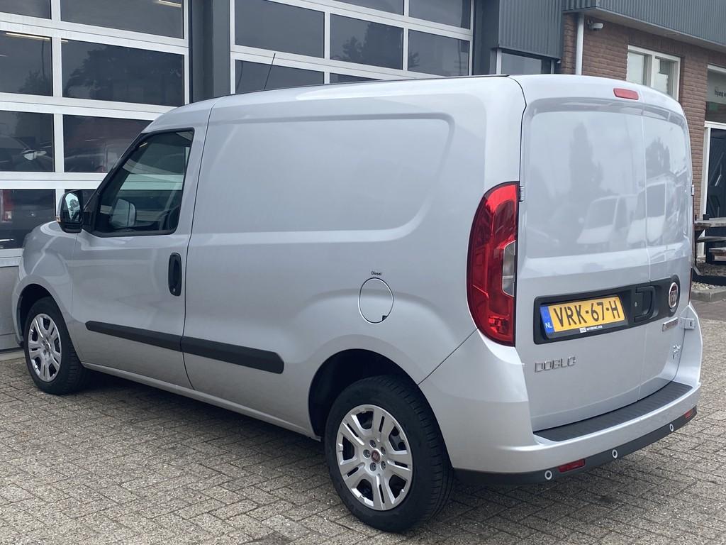 Fiat Dobló Cargo 1.3 MJ L1H1 SX Marge Btw en Bpm vrij Airco, Voorwielaandrijving, Euro 5, Stof, Gebruikt