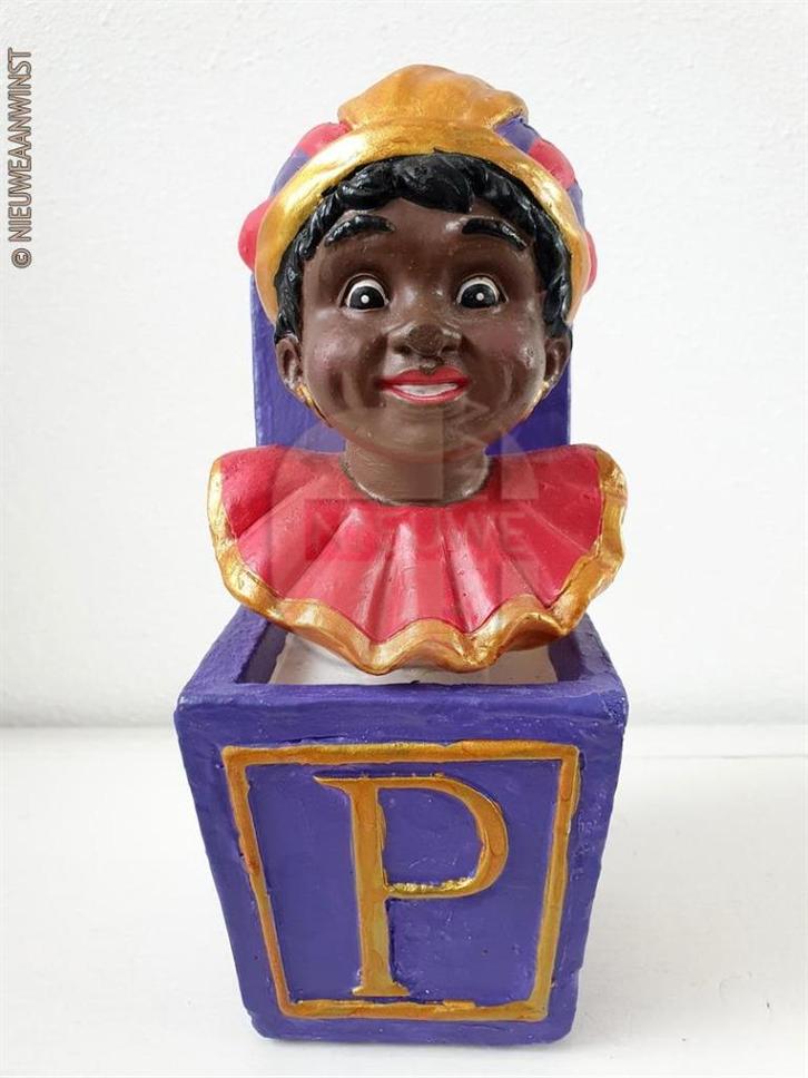 Authentiek etalage beeld zwarte Piet op veer - 22cm, paars, Diversen, Sinterklaas, Zo goed als nieuw, Verzenden
