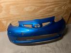 Blauwe Toyota Aygo Bumper - Voorzijde kleur 8u7, Auto-onderdelen, Carrosserie en Plaatwerk, Ophalen, Gebruikt, Voor, Toyota