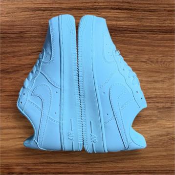 Nike Air Force 1 Low Wit – Nieuw met Label & Doos – Maat 42  beschikbaar voor biedingen