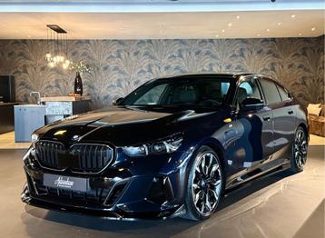 BMW 5 Serie 530e I M-pakket I 21" INDIVIDUAL I Pano I Carbon beschikbaar voor biedingen