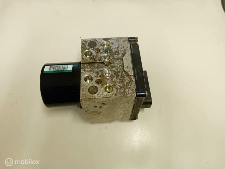 ABS pomp Peugeot 407 15710605, Auto-onderdelen, Remmen en Aandrijving, Gebruikt, Ophalen of Verzenden