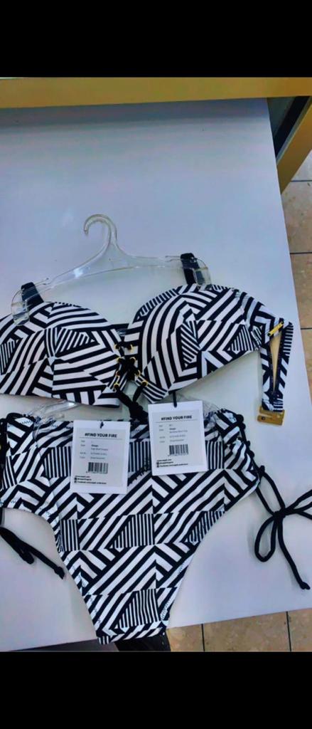 Grote partij SAPPH – Mix collectie – 4.000 stuks, Sapph, Ophalen of Verzenden, Nieuw, Bikini