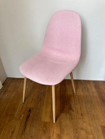 Roze stoel 