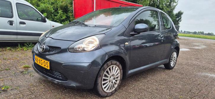 Toyota Aygo 1.0-12V +, Auto's, Toyota, Bedrijf, Te koop, Aygo, ABS, Airbags, Centrale vergrendeling, Elektrische ramen, Lichtmetalen velgen