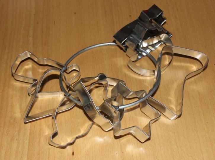 12 metalen Koeksteekfiguren - 104923/4 - 108495, Diversen, Kerst, Zo goed als nieuw, Ophalen of Verzenden