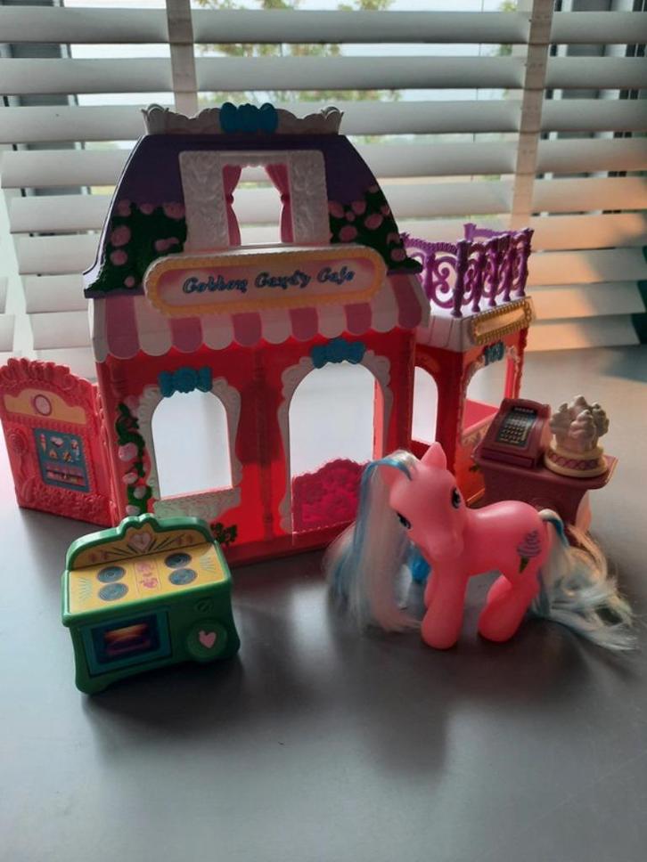 Vintage My Little Pony G3 Cotton Candy Shop met Pony, Kinderen en Baby's, Speelgoed | My Little Pony, Gebruikt, Ophalen of Verzenden