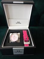 TW Steel TW972 Volante Pink Ribbon Special Edition, Sieraden, Tassen en Uiterlijk, Horloges | Dames, Nieuw, Overige merken, Staal