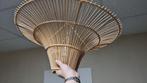 Bijzondere rotan hanglamp, Huis en Inrichting, Lampen | Hanglampen, Ophalen of Verzenden, Zo goed als nieuw, Minder dan 50 cm