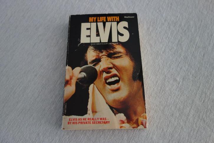 Boek My life with Elvis, Verzamelen, Muziek, Artiesten en Beroemdheden, Zo goed als nieuw, Boek, Tijdschrift of Artikel, Ophalen of Verzenden