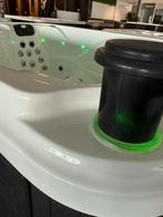 Jacuzzi occasion Extreem dik geïsoleerde spa balboa, Tuin en Terras, Bubbelbaden en Hottubs, Ophalen, Nieuw, Pomp