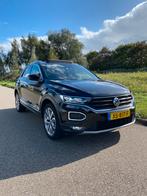 Volkswagen T-Roc 1.5 TSI 150pk 7-DSG 2019 Zwart, Stof, 1498 cc, Euro 6, 4 cilinders
