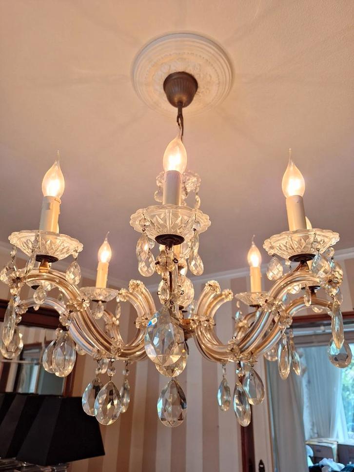 Grote Brocante Glazen Kroonluchter maar liefst 8 armen, Huis en Inrichting, Lampen | Kroonluchters, Gebruikt, Glas, Metaal, Ophalen of Verzenden