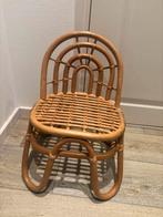 OYOY rotan kinderstoeltje, Ophalen of Verzenden, Zo goed als nieuw, Stoel(en)