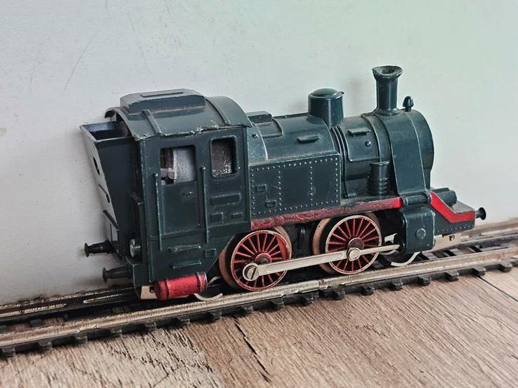 modeltrein Ho trix-express batterij lokje 9 volt groen, Hobby en Vrije tijd, Modeltreinen | H0, Gebruikt, Wagon, Gelijkstroom