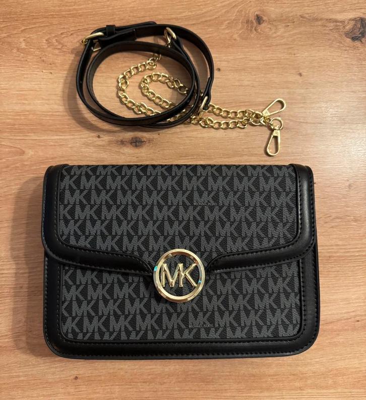 Michael Kors Monogram Crossbody Tas Zwart/Grijs nieuw!, Sieraden, Tassen en Uiterlijk, Portemonnees, Zo goed als nieuw, Zwart
