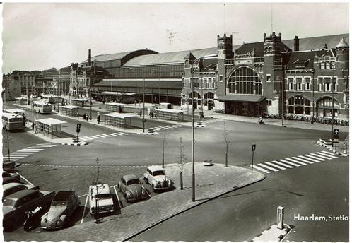 Ansichtkaart station Haarlem, Verzamelen, Ansichtkaarten | Nederland, Gelopen, Noord-Holland, 1960 tot 1980, Ophalen of Verzenden