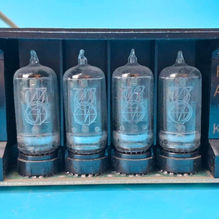 HP print met 4x nixie buis, Hobby en Vrije tijd, Elektronica-componenten, Gebruikt, Ophalen of Verzenden