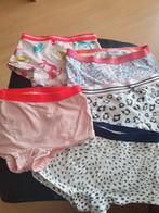 Ondergoed 7 broekjes zgan Hema Cozzi.mt 134 in dordrecht, Nacht- of Onderkleding, Meisje, Ophalen of Verzenden, Zo goed als nieuw
